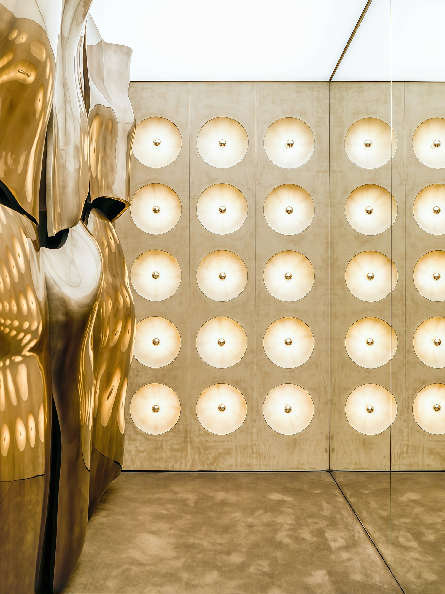 Antonia — JIALAN retail · lighting concrete project (view 9)