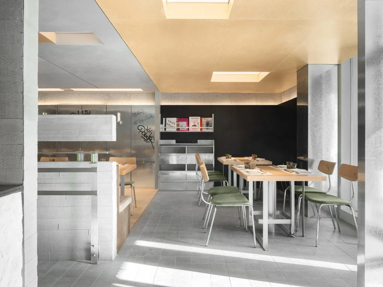 Restaurant — JIALAN project concrete project (view 9)
