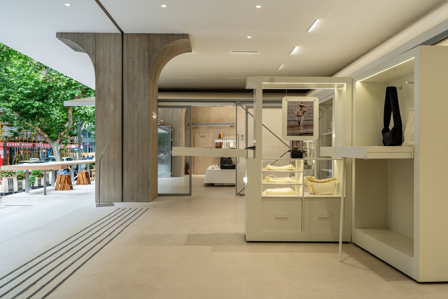 Nice Rice — JIALAN f&amp;b · restaurant concrete project (view 4)