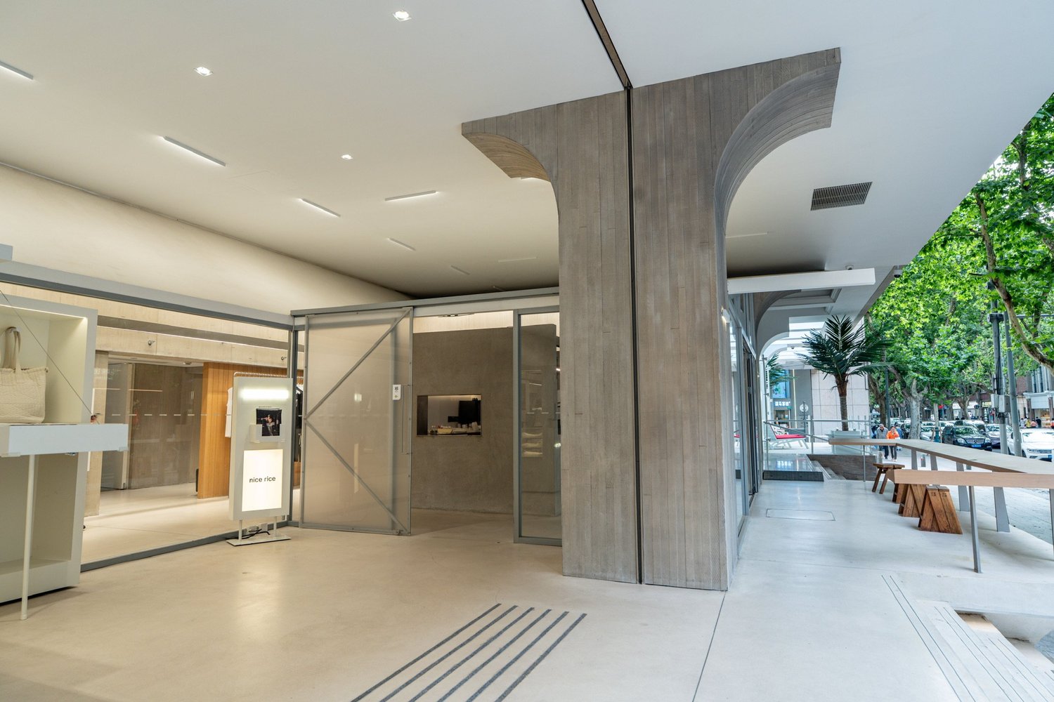 Nice Rice — JIALAN f&amp;b · restaurant concrete project (view 7)