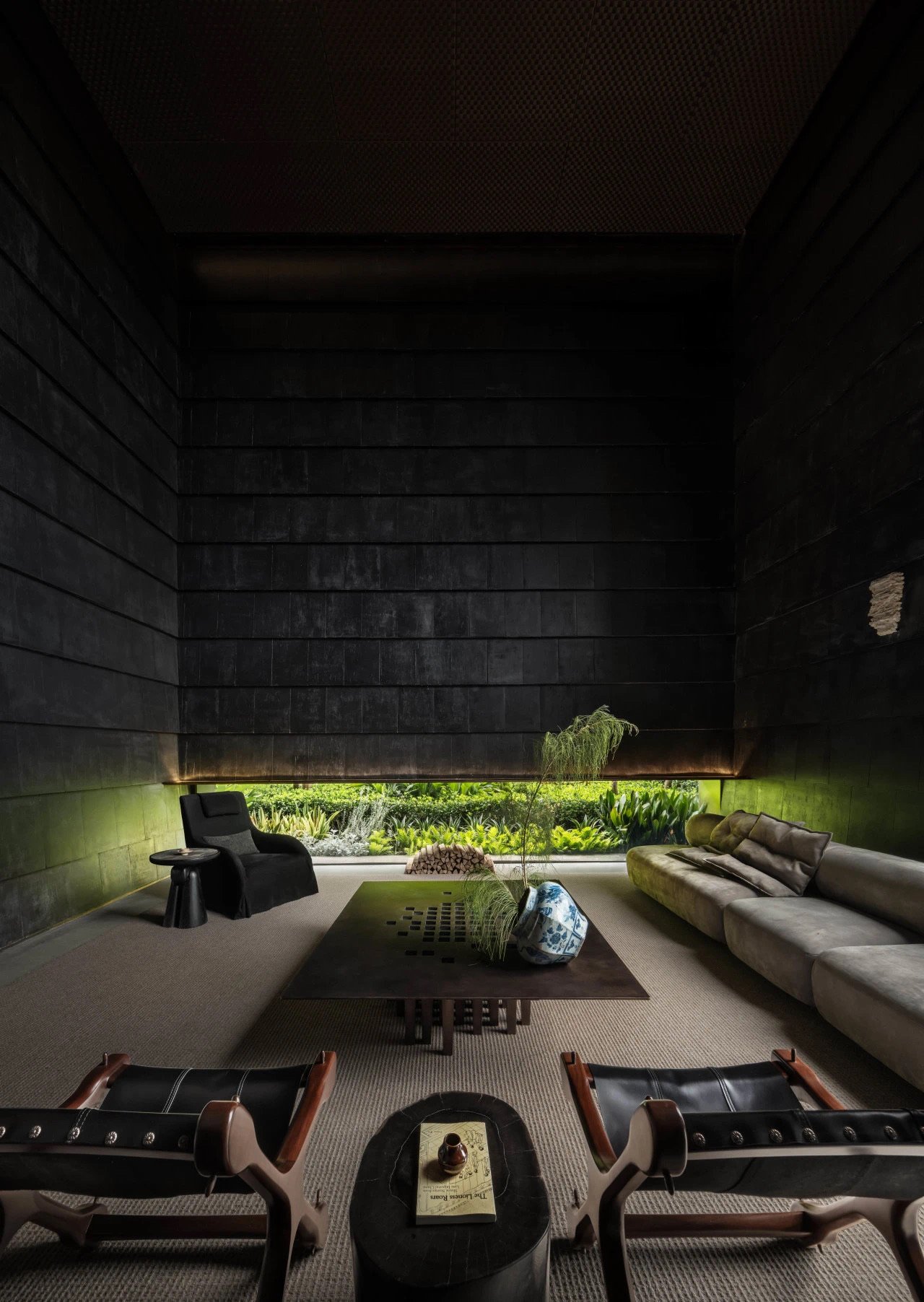The Hide — JIALAN hospitality · lobby concrete project (view 2)